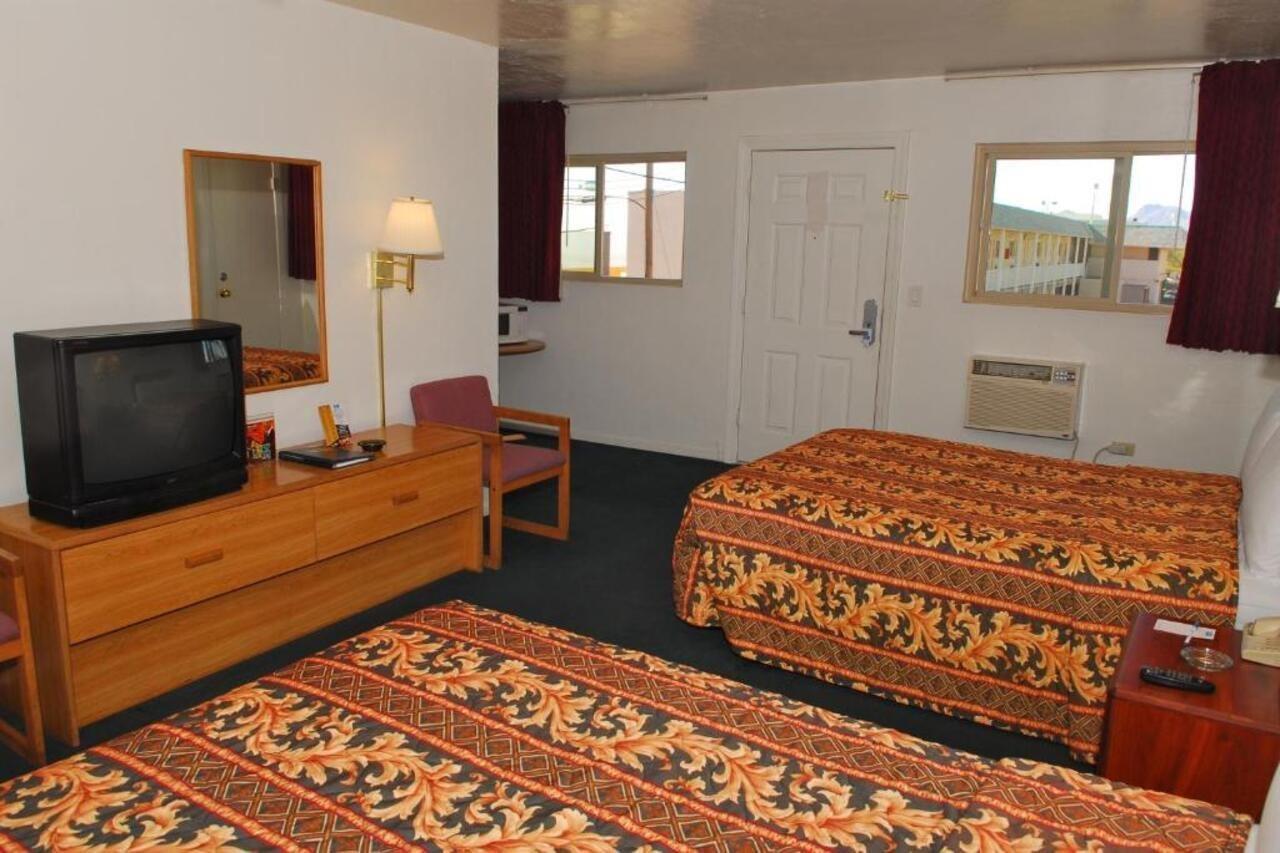 Stone Inn Extended Stay U Of A Тусон Номер фото
