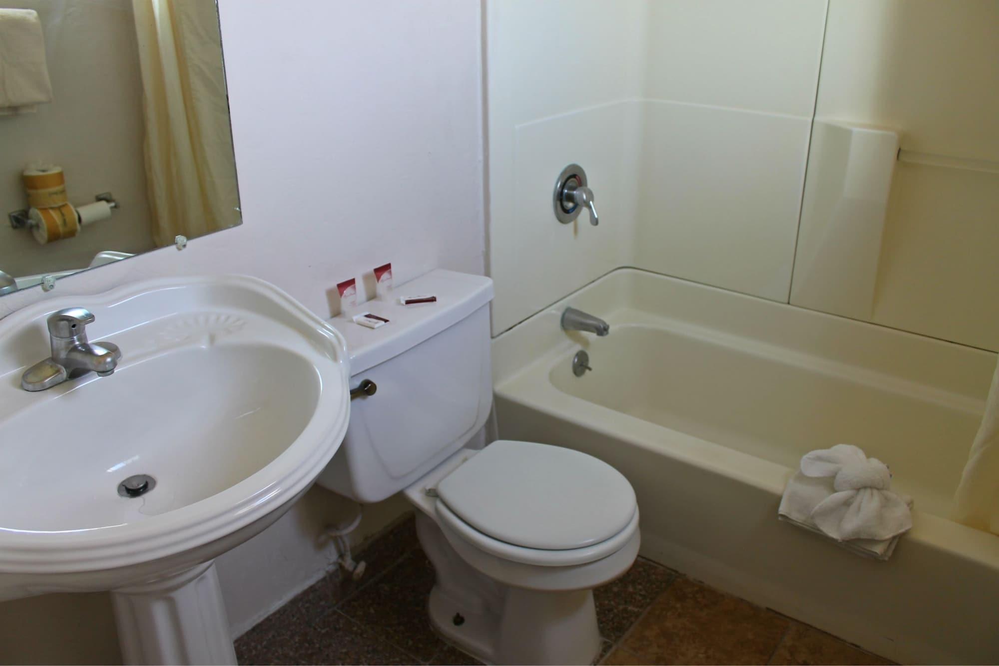Stone Inn Extended Stay U Of A Тусон Экстерьер фото
