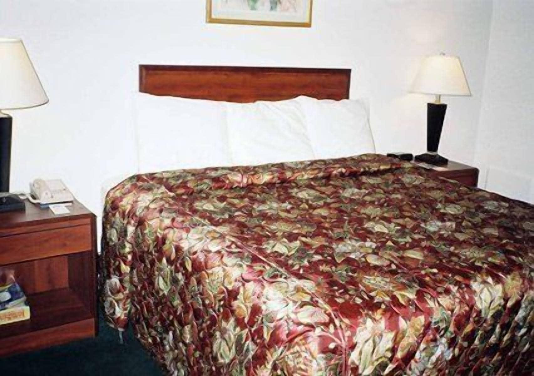 Stone Inn Extended Stay U Of A Тусон Экстерьер фото
