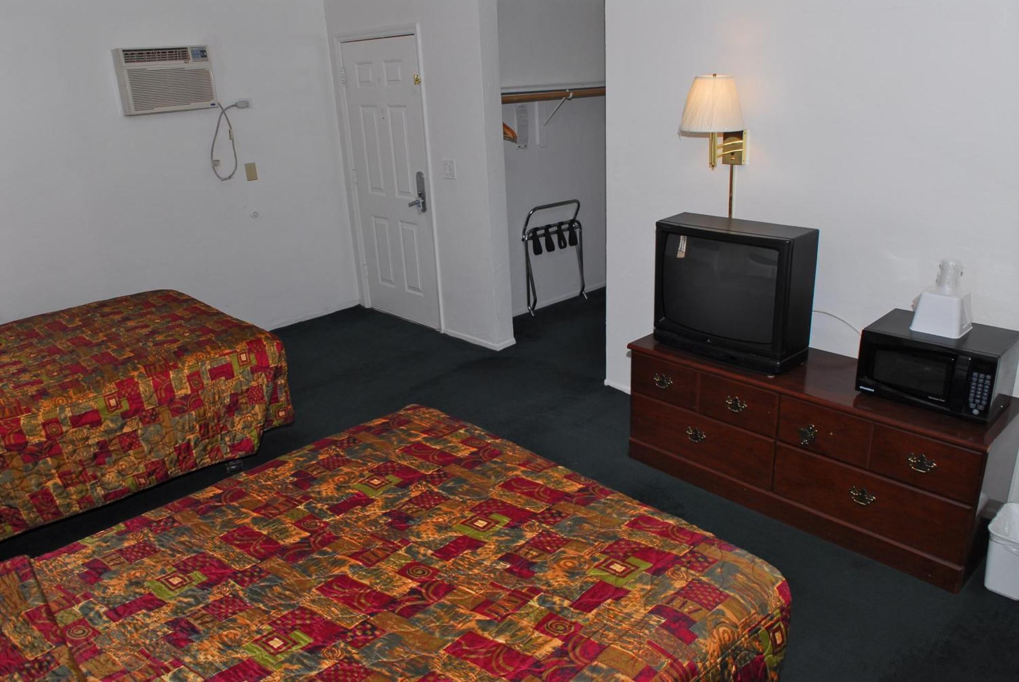 Stone Inn Extended Stay U Of A Тусон Экстерьер фото