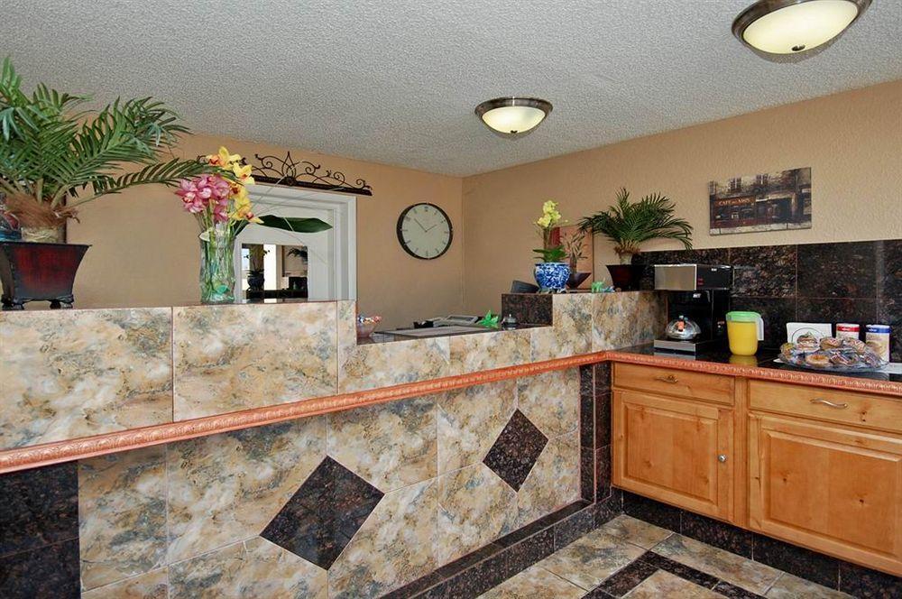 Stone Inn Extended Stay U Of A Тусон Интерьер фото