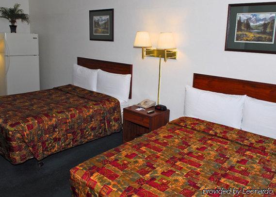 Stone Inn Extended Stay U Of A Тусон Номер фото