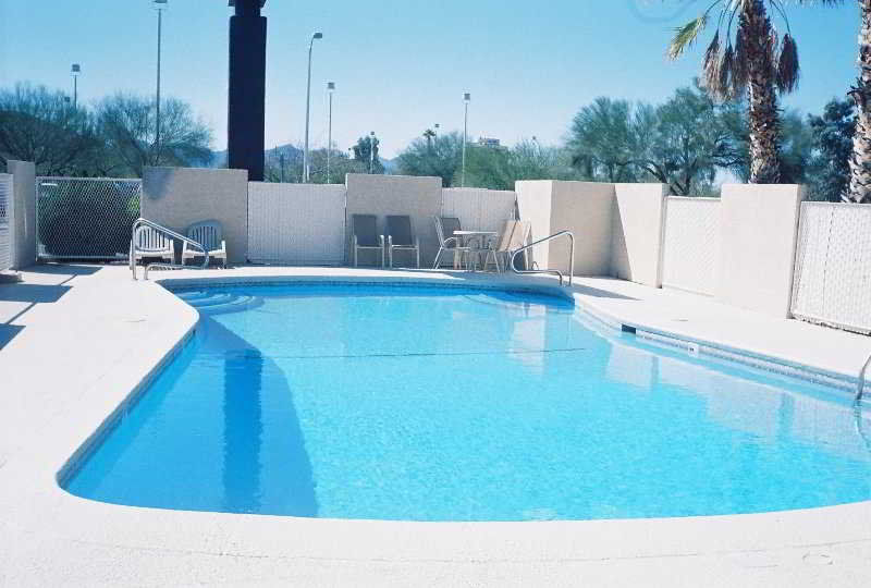 Stone Inn Extended Stay U Of A Тусон Экстерьер фото