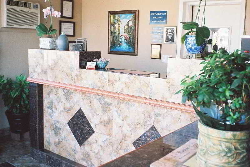 Stone Inn Extended Stay U Of A Тусон Экстерьер фото